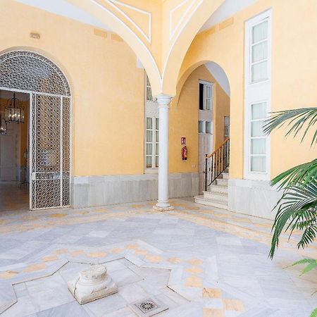 Genteel Home Plaza Nueva Sevilla Bagian luar foto